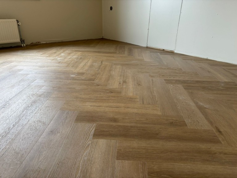 WhatsApp Image 2025-12-17 at 13.40.37 (2)